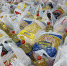 Борские школьники получают продуктовые наборы - Tvoy-Bor.Ru